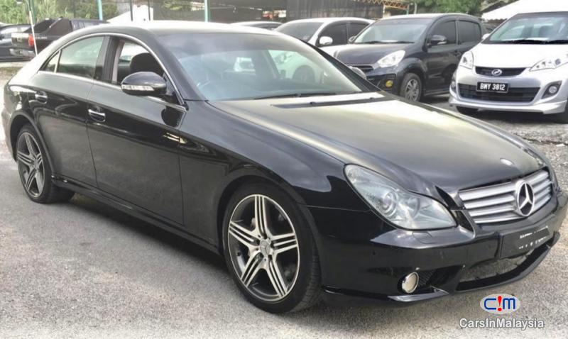 Mercedes Benz CLS 350 3.5-LITER LUXURY SEDAN Automatic 2006 - image 2