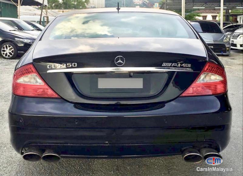 Mercedes Benz CLS 350 3.5-LITER LUXURY SEDAN Automatic 2006 - image 3