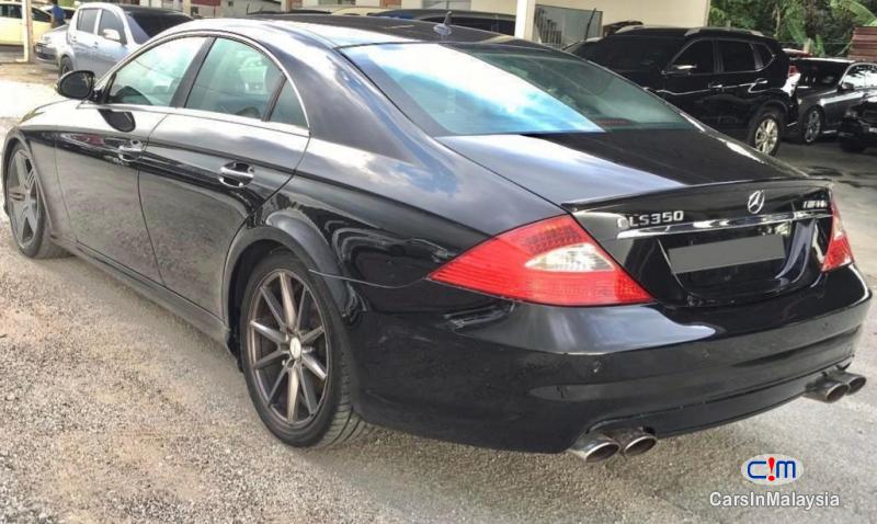 Mercedes Benz CLS 350 3.5-LITER LUXURY SEDAN Automatic 2006 - image 6