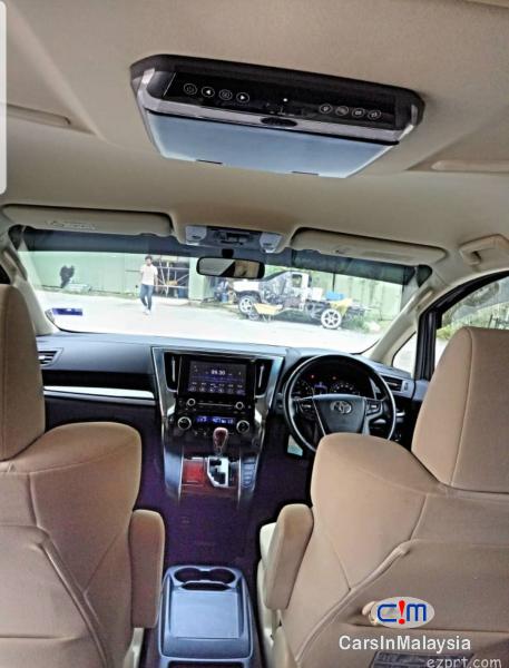 Toyota Alphard 2.5-LITER LUXURY FAMILY MPV Automatic 2015 - image 11