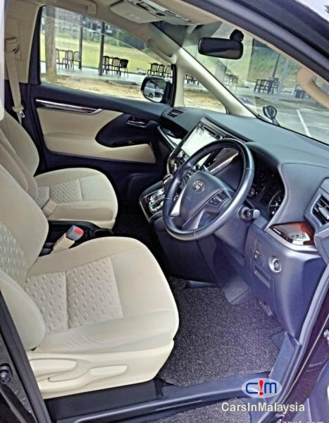 Toyota Alphard 2.5-LITER LUXURY FAMILY MPV Automatic 2015 - image 13
