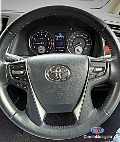 Toyota Alphard 2.5-LITER LUXURY FAMILY MPV Automatic 2015 - image 14