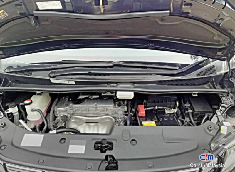 Toyota Alphard 2.5-LITER LUXURY FAMILY MPV Automatic 2015 in Malaysia - image