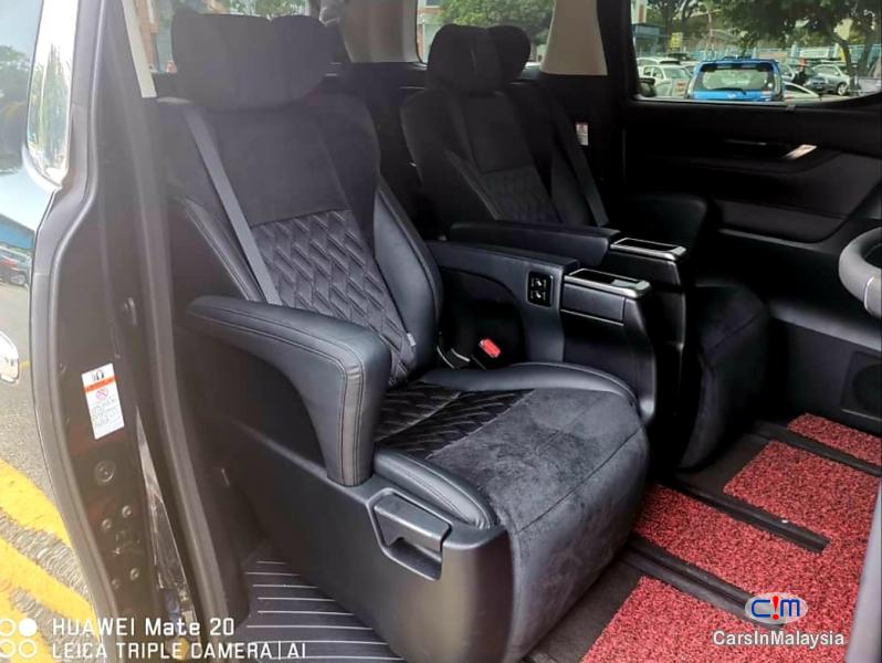 Toyota Alphard 2.5-LITER VIP LUXURY FAMILY MPV Automatic 2015 - image 6