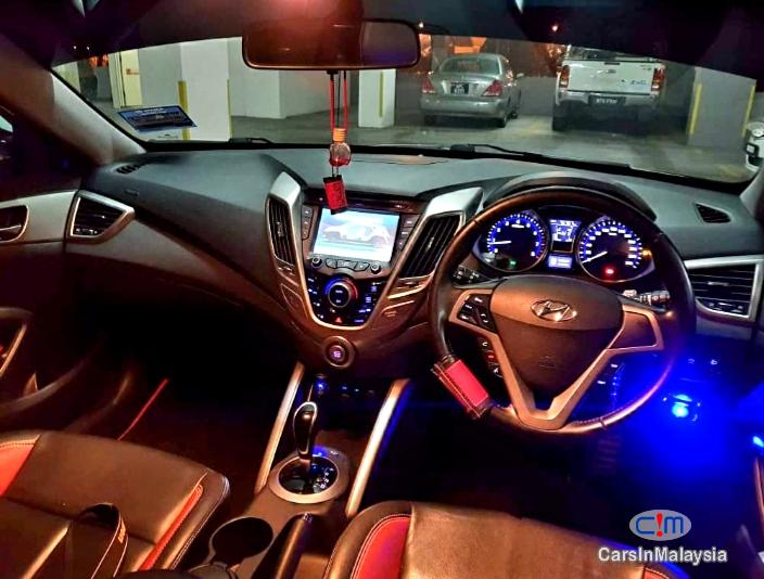 Hyundai Veloster PREMEUM SPEC 3 DOOR SPORT CAR Automatic 2014 in Selangor - image