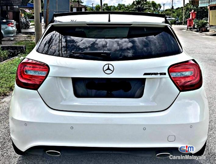 Mercedes Benz A200 TURBO LUXURY SPORT HATCHBACK Automatic 2013 in Malaysia