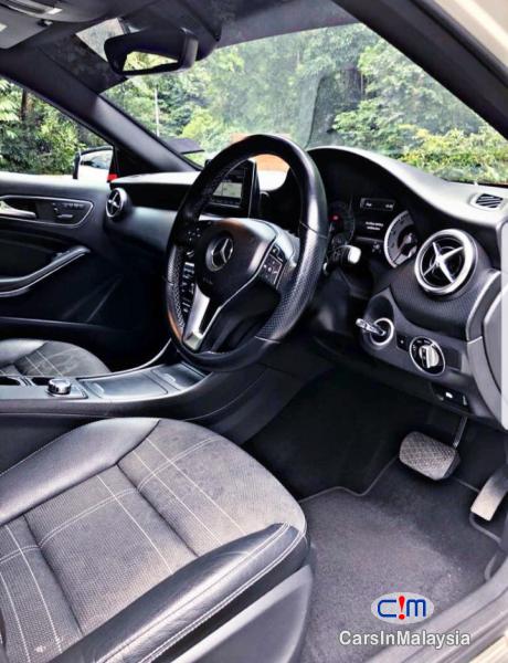 Mercedes Benz A200 TURBO LUXURY SPORT HATCHBACK Automatic 2013 in Kuala Lumpur - image