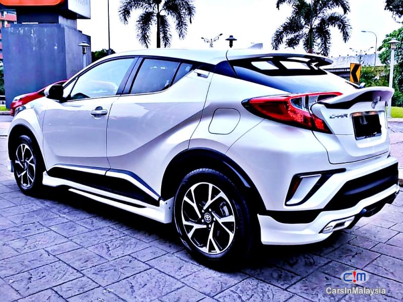 Toyota Other 1.8-LITER LUXURY SUV Automatic 2019 - image 10