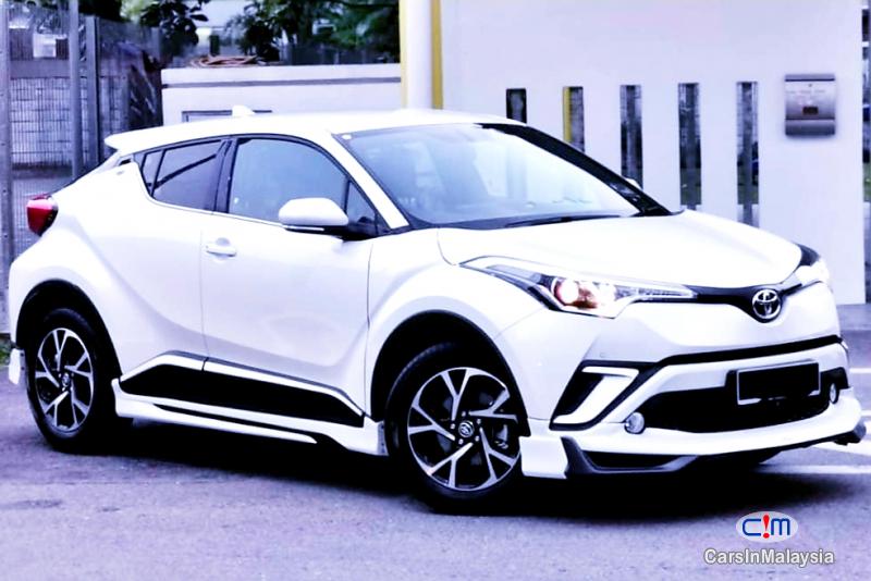 Toyota Other 1.8-LITER LUXURY SUV Automatic 2019 - image 12