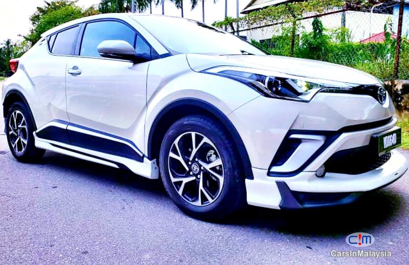 Toyota Other 1.8-LITER LUXURY SUV Automatic 2019 - image 13