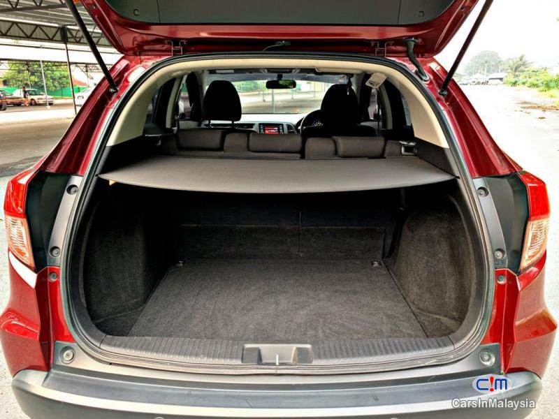 Honda HR-V 1.8-LITER FAMILY ECONOMY SUV Automatic 2017 - image 10