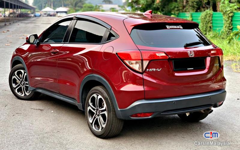 Honda HR-V 1.8-LITER FAMILY ECONOMY SUV Automatic 2017