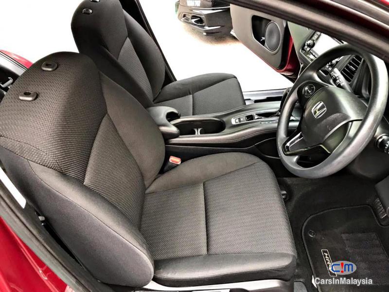 Honda HR-V 1.8-LITER FAMILY ECONOMY SUV Automatic 2017 - image 9