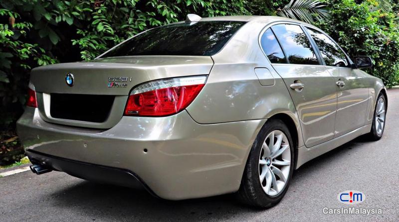BMW 2.5-LITER LUXURY SEDAN Automatic 2008