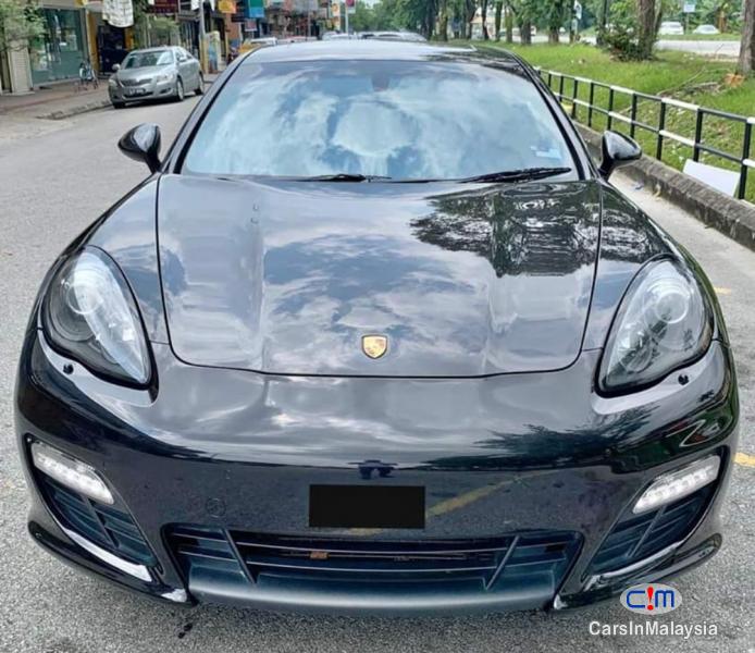 Porsche Panamera 4.8-LITER LUXURY SUPER SPORT CAR Automatic 2011 - image 4