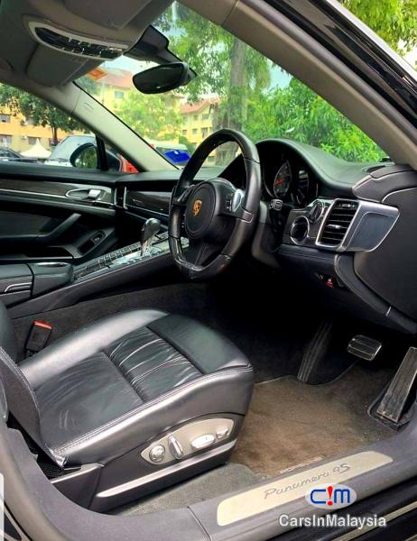 Porsche Panamera 4.8-LITER LUXURY SUPER SPORT CAR Automatic 2011 - image 9