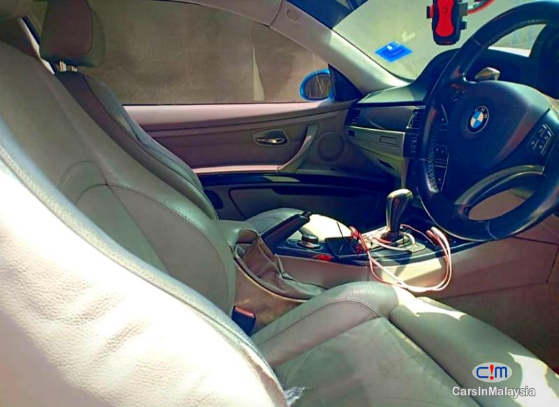 BMW 3 Series 3.5-LITER LUXURY SPORT SEDAN Automatic 2010 in Malaysia - image