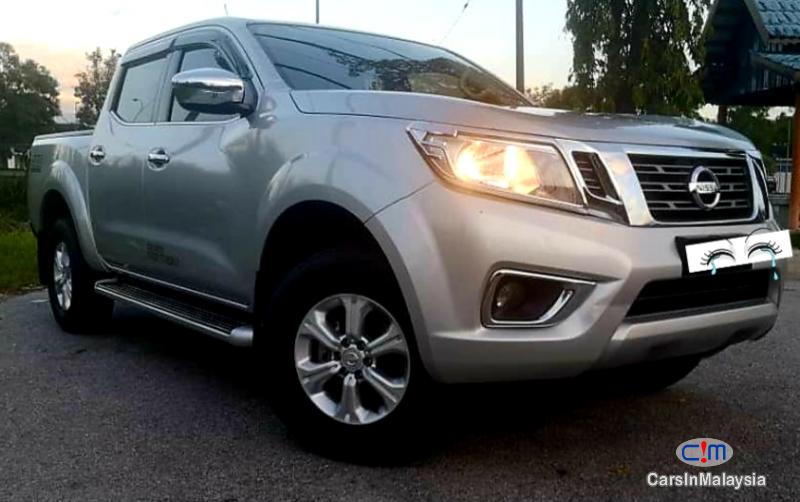 Nissan Navara 2.5-LITER 4X4 DOUBLE CAB DIESEL TURBO Automatic 2016 - image 2