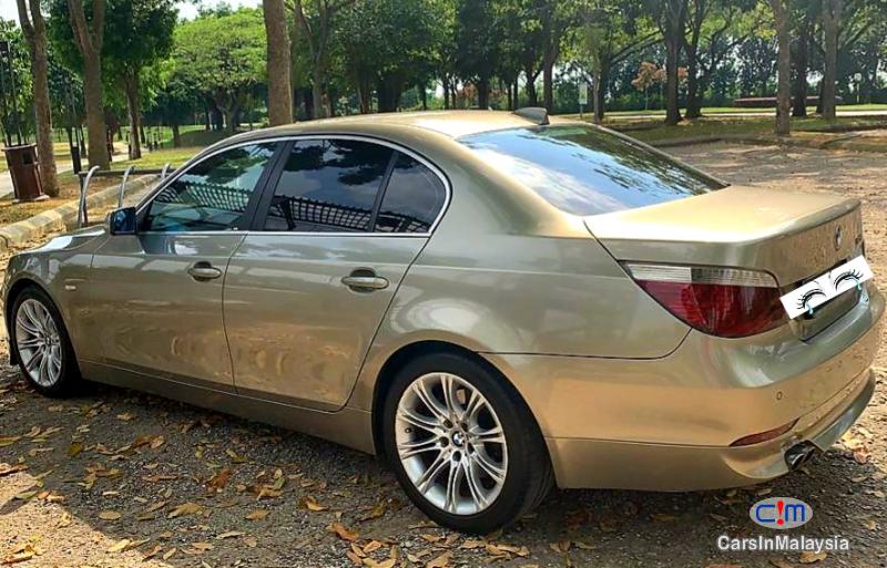 BMW 5 Series 2.5-LITER DOUBLE VANOS LUXURY SALOON Automatic 2009 in Malaysia