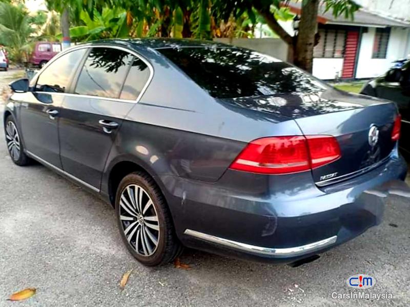 Volkswagen Passat 1.8-LITER LUXURY TURBO SEDAN Automatic 2011 in Selangor