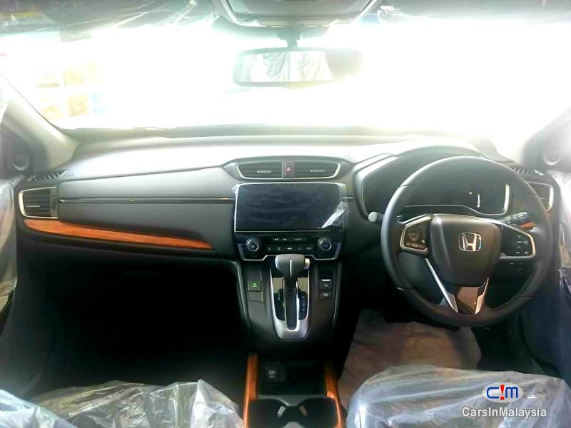 Honda CR-V 1.5-LITER LUXURY FAMILY SUV Automatic 2020 - image 7
