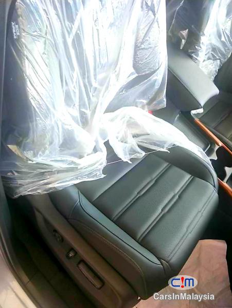 Honda CR-V 1.5-LITER LUXURY FAMILY SUV Automatic 2020 - image 8