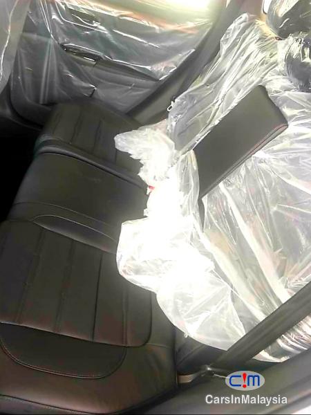 Honda CR-V 1.5-LITER LUXURY FAMILY SUV Automatic 2020 - image 9