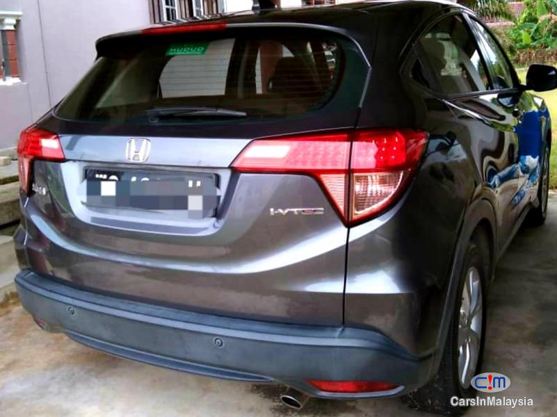 Honda HR-V 1.8-LITER ECONOMY SUV Automatic 2015 - image 2