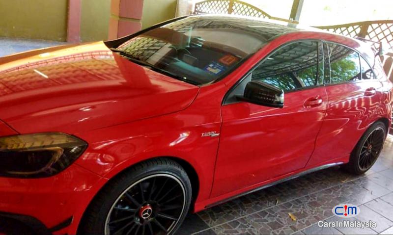 Mercedes Benz A180 1.6-LITER AMG TURBO SPORTY HATCHBACK Automatic 2015 in Perak