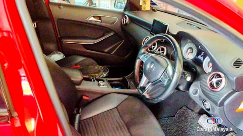 Mercedes Benz A180 1.6-LITER AMG TURBO SPORTY HATCHBACK Automatic 2015 - image 9