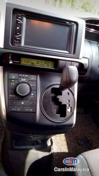Toyota Vellfire 3.5-LITER LUXURY 7 SEATER MPV Automatic 2016 in Selangor - image