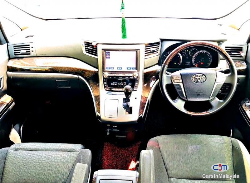 Toyota Vellfire 3.5-LITER LUXURY 7 SEATER MPV Automatic 2016 - image 9