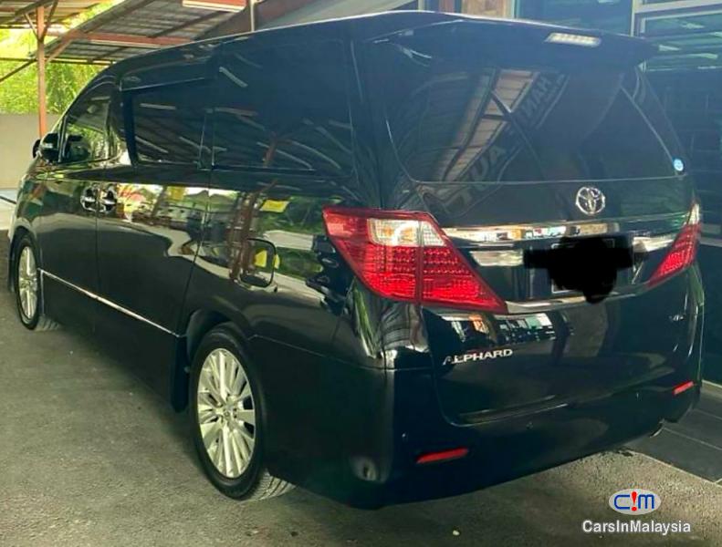 Toyota Alphard 3.5-LITER LUXURY PILOT SEATS FULLSPEC MPV Automatic 2016 in Selangor