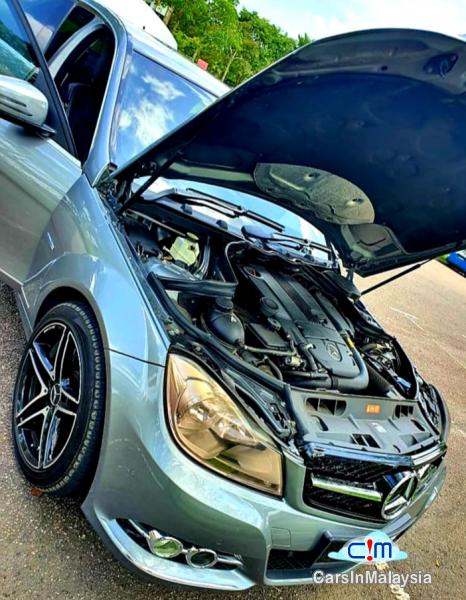 Mercedes Benz C250 CGI 1.8-LITER TURBO LUXURY SEDAN Automatic 2011 - image 11