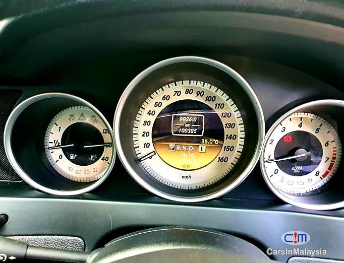 Mercedes Benz C250 CGI 1.8-LITER TURBO LUXURY SEDAN Automatic 2011 in Kuala Lumpur - image