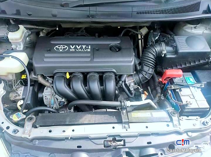 Toyota Wish 1.8-LITER FUEL ECONOMY FAMILY MPV Automatic 2012 in Malaysia