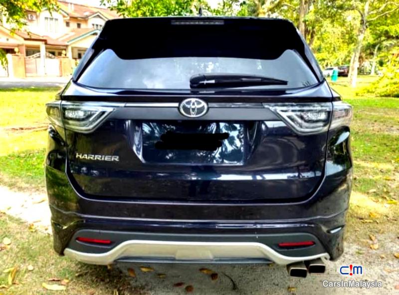 Toyota Harrier 2.0-LITER SUV LUXURY CAR Automatic 2015 in Selangor