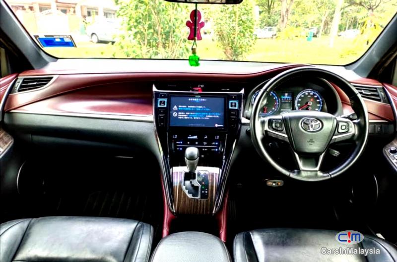 Toyota Harrier 2.0-LITER SUV LUXURY CAR Automatic 2015 in Selangor - image