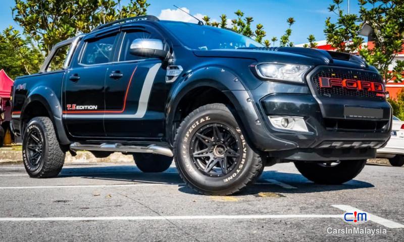 Ford Ranger 2.2-LITER 4X4 TURBO DIESEL DOUBLE CAB Automatic 2018 - image 12
