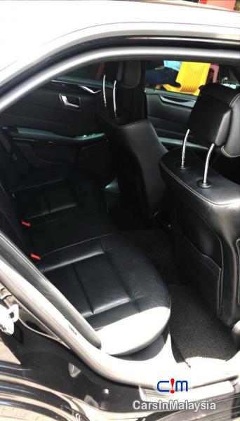 Mercedes Benz E250 1.8-LITER LUXURY TURBO SEDAN Automatic 2017 in Malaysia - image