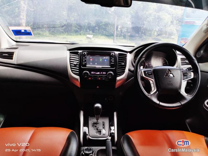 Mitsubishi Triton 2.4-LITER DOUBLE CAB MIVEC 4X4 DIESEL TURBO Automatic 2018 - image 11