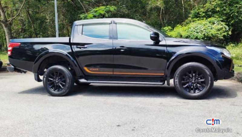 Mitsubishi Triton 2.4-LITER DOUBLE CAB MIVEC 4X4 DIESEL TURBO Automatic 2018 - image 13