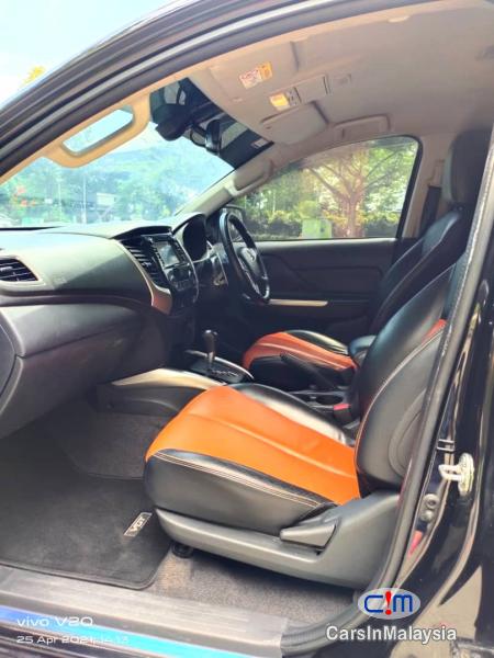 Mitsubishi Triton 2.4-LITER DOUBLE CAB MIVEC 4X4 DIESEL TURBO Automatic 2018 - image 9