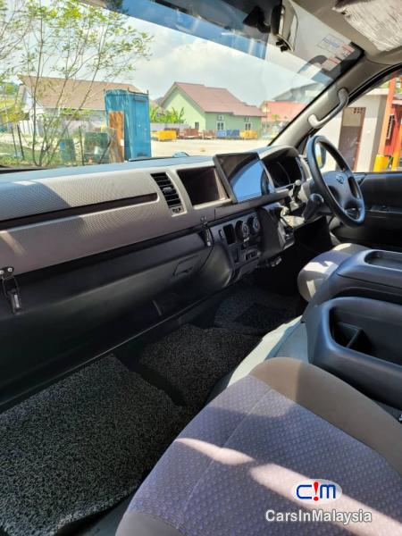 CAM Placer 2.5-LITER PASSENGERS VAN MPV 18 SEATERS Manual 2017 - image 5