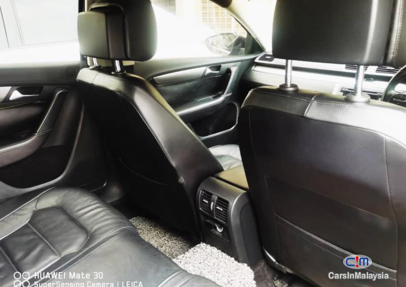 Picture of Volkswagen Passat 1.8-LITER LUXURY TURBO SEDAN Automatic 2013 in Selangor