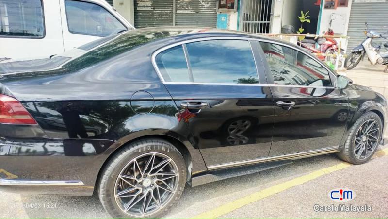 Volkswagen Passat 1.8-LITER LUXURY TURBO SEDAN Automatic 2013 in Selangor - image