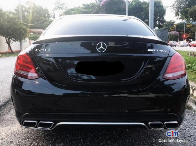 Mercedes Benz C200 2.0-LITER LUXURY SPORT TURBO SEDAN Automatic 2014 - image 5