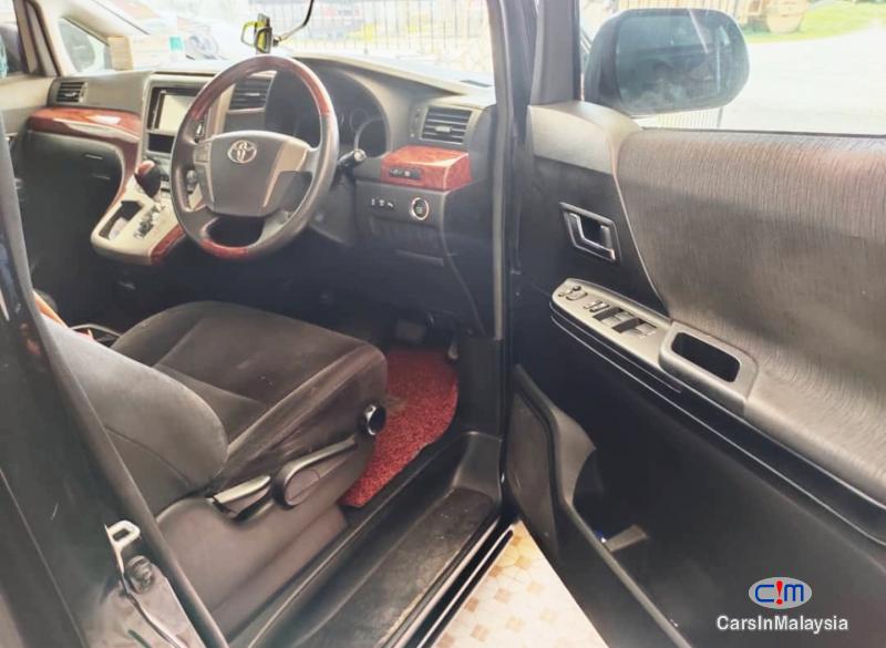 Picture of Toyota Vellfire 2.4-LITER LUXURY MPV 7 SEATER Automatic 2014 in Malaysia