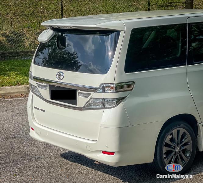 Toyota Vellfire 2.4-LITER LUXURY FAMILY MPV Automatic 2012 - image 13