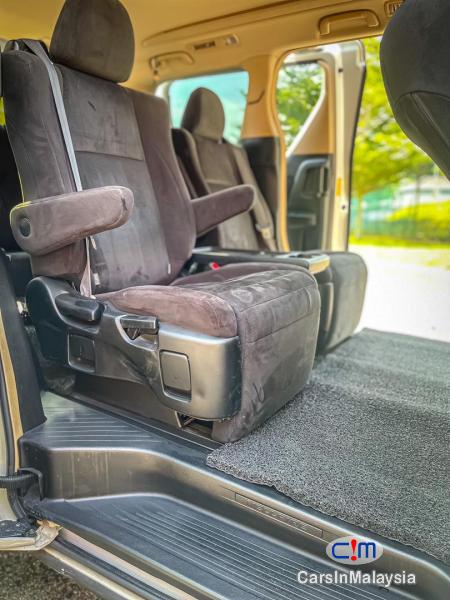 Toyota Vellfire 2.4-LITER LUXURY FAMILY MPV Automatic 2012 in Selangor - image